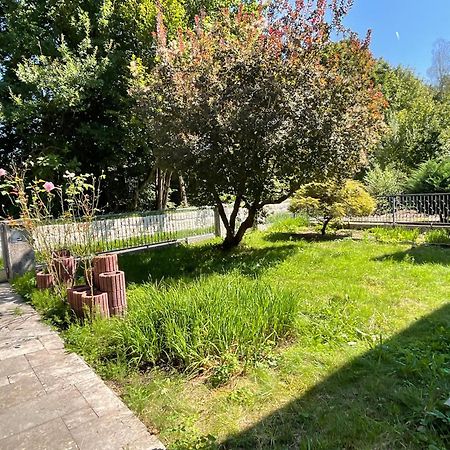 Messe-Apartment, 4 Schlafzimmer, 80 Qm, Garten - 6 Km Zur Messe, Verkehrsguenstig, Ruhig, Parkplaetze Nuremberg Bagian luar foto
